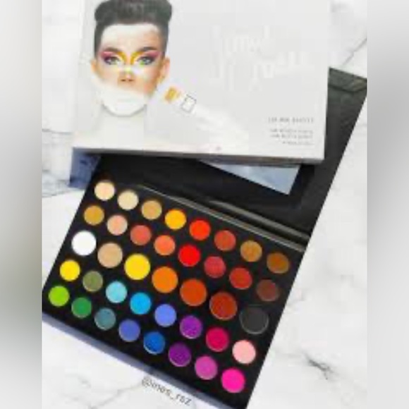 James Charles  Morphe  Eyeshadow Palette Large - Picture 2 of 3